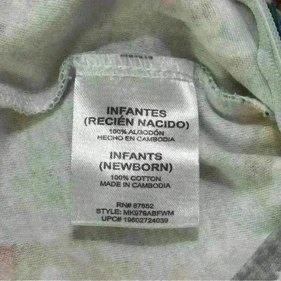 💙🩷Disney Newborn Zip-Up Holiday Pajamas with Mickey & Minnie Mouse Print - Picture 6 of 7